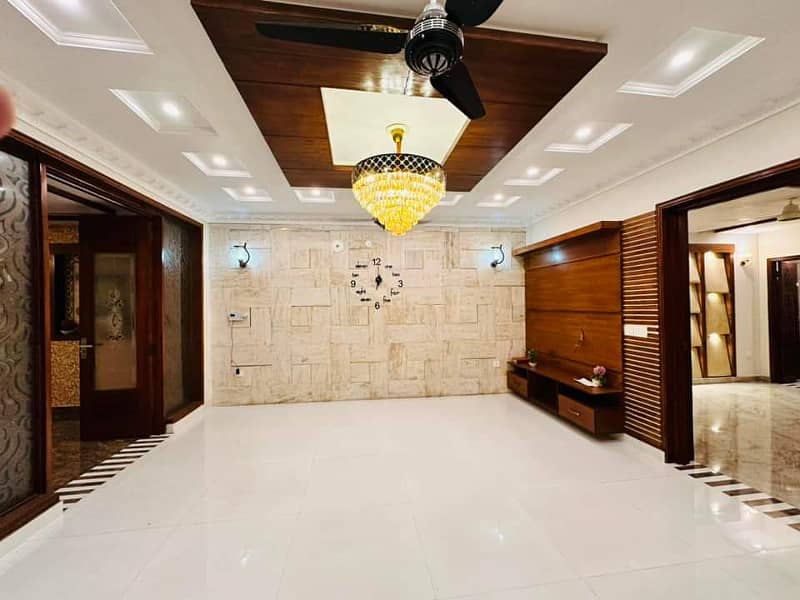 Ultra designer house for rent 4