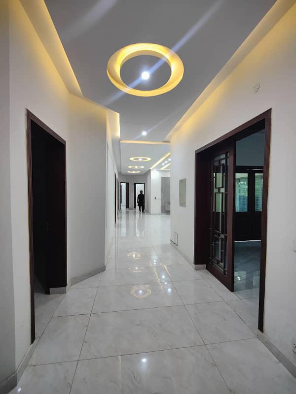 Beautiful Kanal Designer House For Rent 1