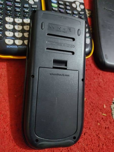 TEXAS INSTRUMENTS TI-84 PLUS GRAPHIC CALCULATOR USA IMPORTED 5