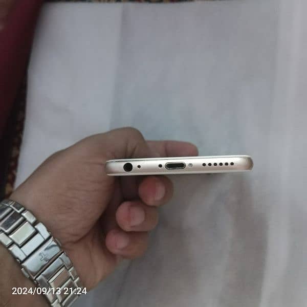 iPhone 6 (Non PTA) 16-GB 8