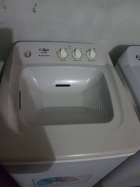 Washing Machine & Dryer 2