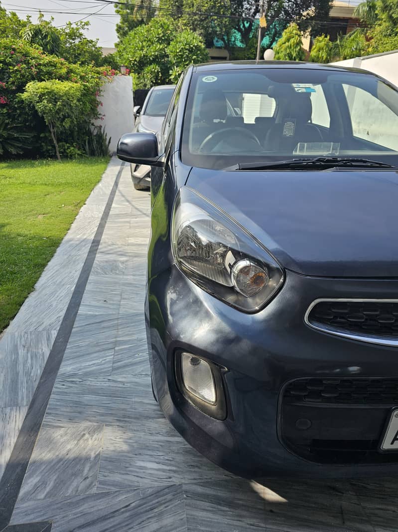 KIA Picanto 2021 1.0 18