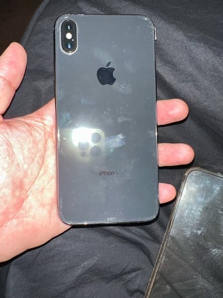 iPhone XS Max (512 GB) jet black 2