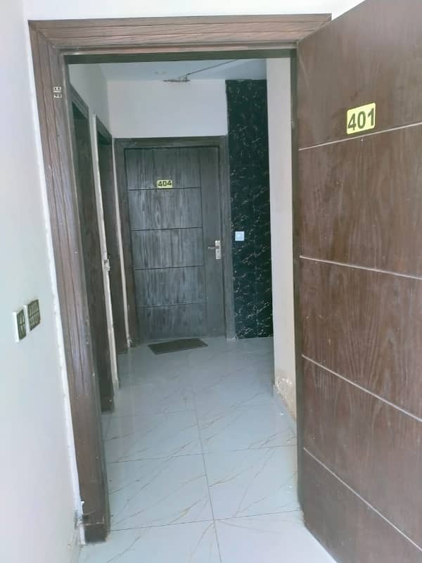 1 BED EXCELLENT NEW CONDITION GOOD CONDITION IDEAL LOCATION FLAT FOR RENT IN BAHRIA TOWN LAHORE 10