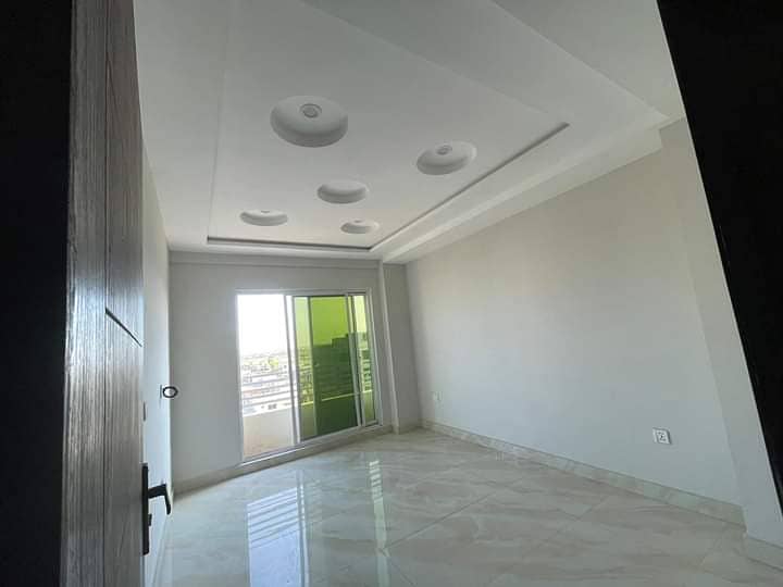 1 BED EXCELLENT NEW CONDITION GOOD CONDITION IDEAL LOCATION FLAT FOR RENT IN BAHRIA TOWN LAHORE 20