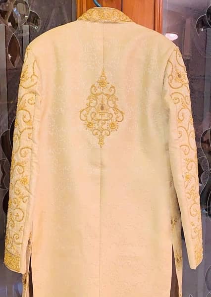 HUMAYOON ALAMGIR SHERWANI (complete set) 4