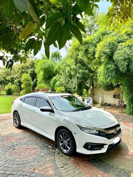 Honda Civic Oriel 2020 4