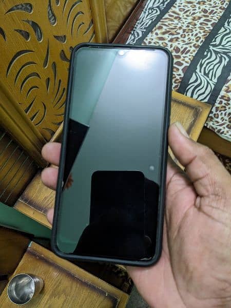 Realme 5pro 4/128 10