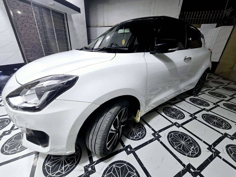 Suzuki Swift 2022 GLX CVT 7