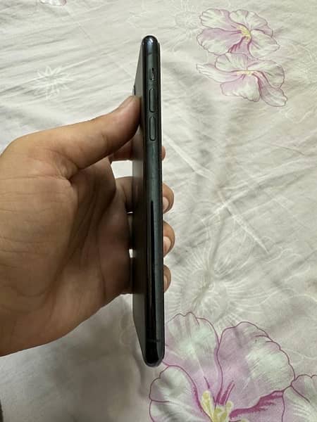 iPhone 11 pro max 256gb factory unlock 6