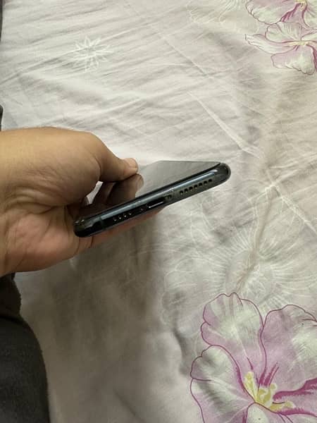 iPhone 11 pro max 256gb factory unlock 8