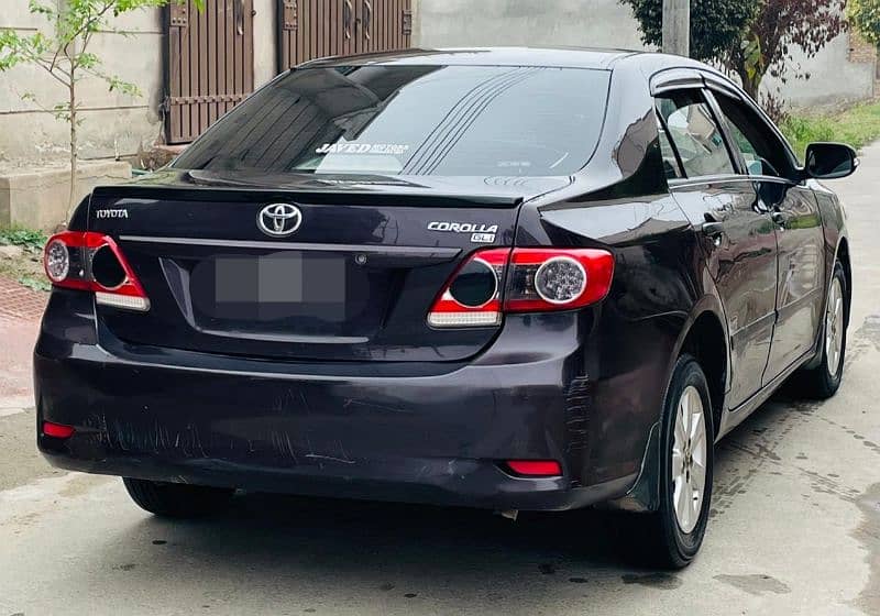 Toyota Corolla GLI 2012 6