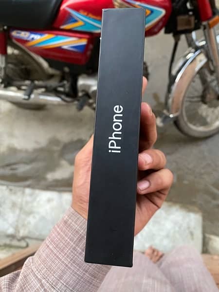 iPhone 11 Pro 64 pta approved with box 10