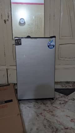 Dawlance mini freezer 10/10