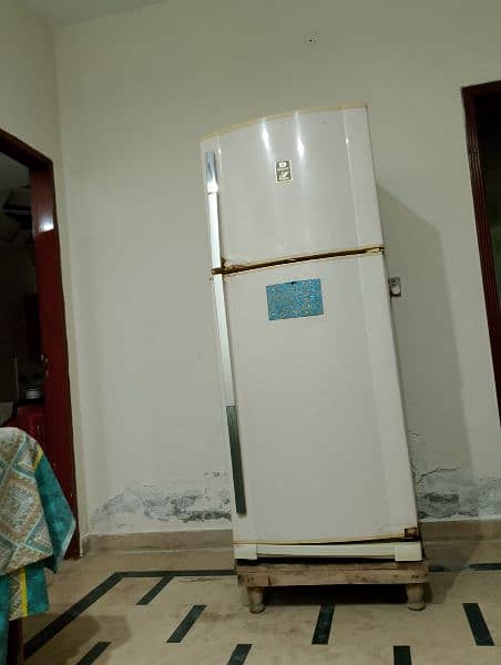 DAWLANCE LARGE FRIDGE BEST COOLING 2