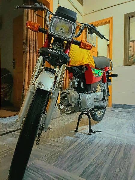 HONDA CD70 BIKE 2022 CONDITION 10/10 3