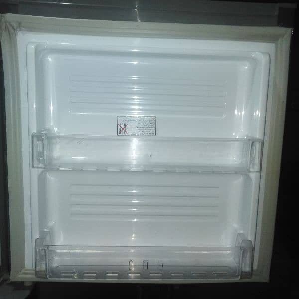 Fridge for sale 6