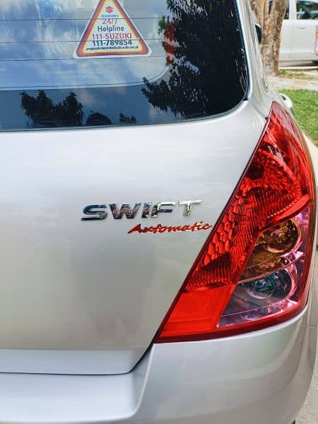 Suzuki Swift Dlx automatic 2014 11