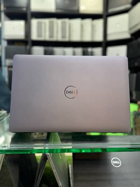 DELL LATITUDE E5511 0