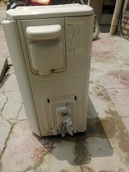 1.5 orient ac dc inverter original condition for sale g15/1 islamabad 2