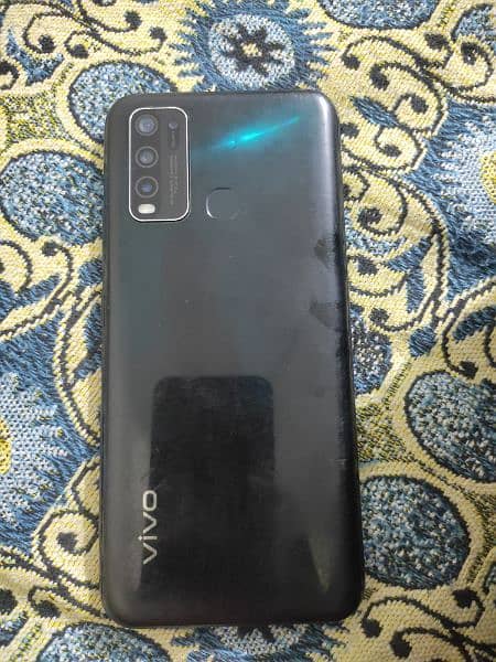 Vivo y30 4