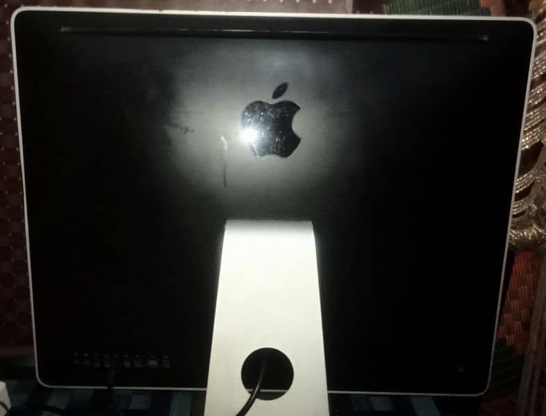 iMac 21.5 inch 4/360 GB Location Samnabad. 1