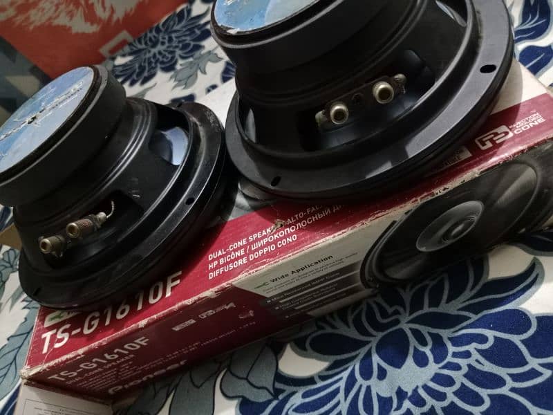 Poineer Car Speakers For Sale with Heavy Base And Tutor Attached 9