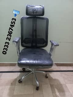 Slightly Use Head Reast Gaming Chair Available 0