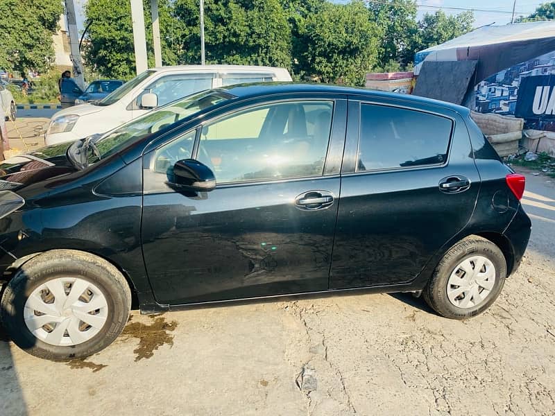 Toyota Vitz 2015 4