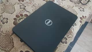 DELL i3 Laptop