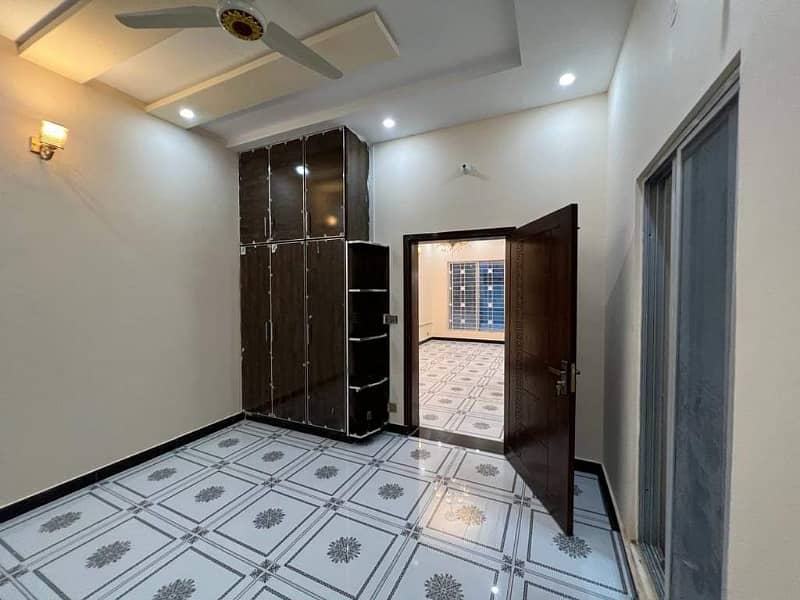 House Available For sale In Shadab Garden 5