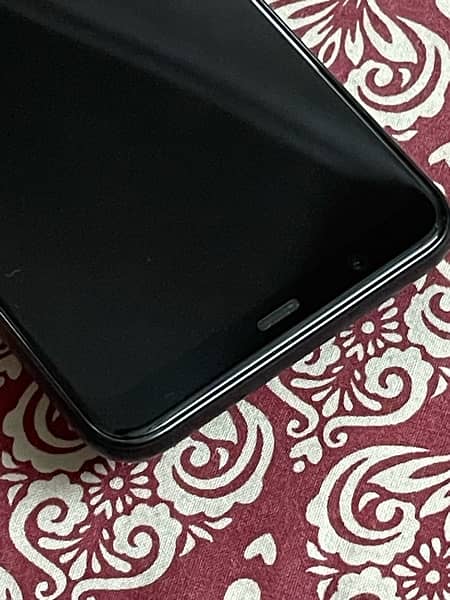 Google Pixel 4 xl minor scratches 2