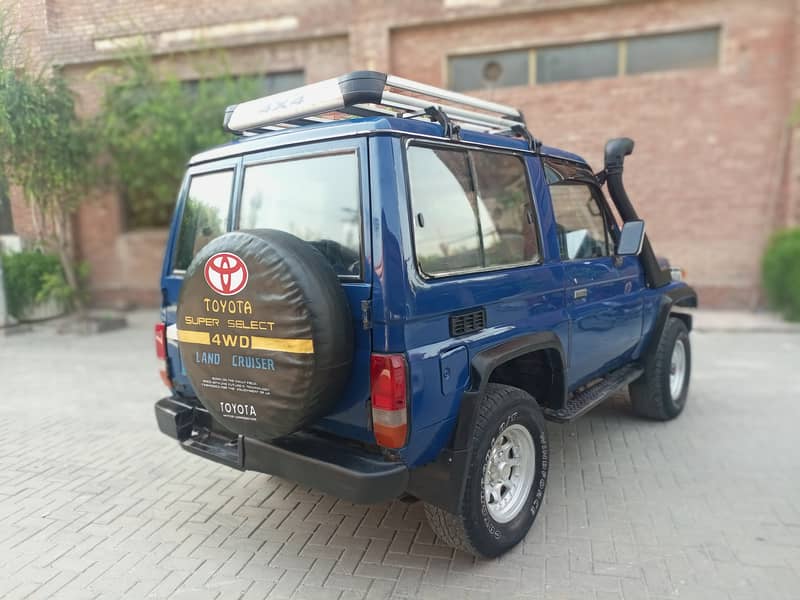 Toyota Land Cruiser 1987 rkr jeep bj 70 10