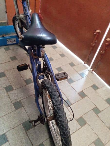 USED BLUE COLOUR MORGON CYCLE WITH GEAR JUMPER 1