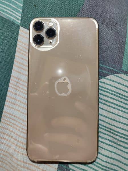 iphone 11 pro max 4