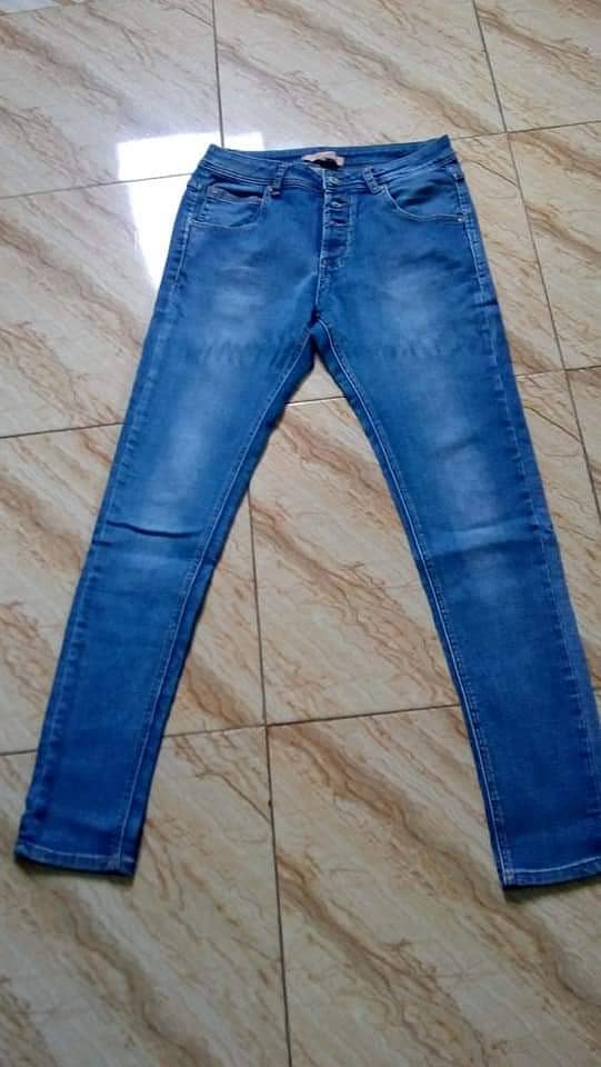 jeans imported lots whole sale bulk quantity available pack mall hai 19