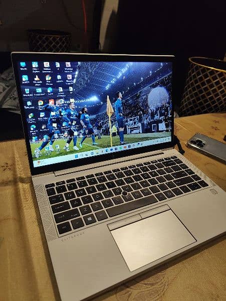 Hp elitebook 840 G7 16GB ram 1TB NVME storage touch screen 0