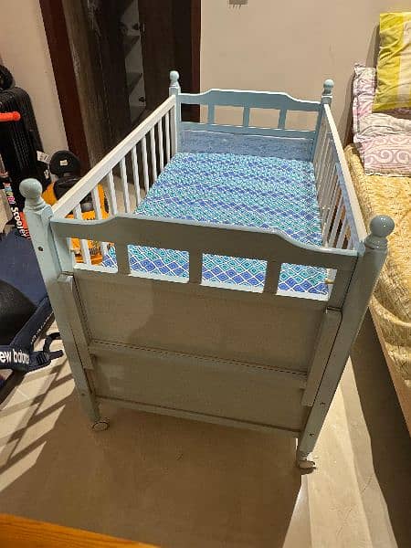 baby cot 3