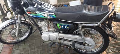 Honda 125 Black