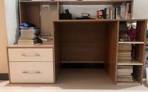 Study table in new condition