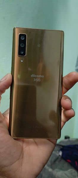 docomo 5g f52-a 4