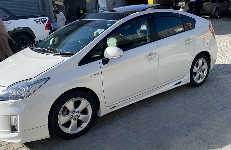 Toyota Prius 2011 5