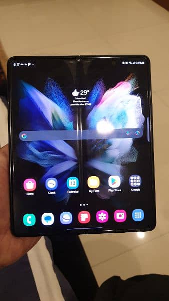 Samsung Galaxy Z fold 3 6