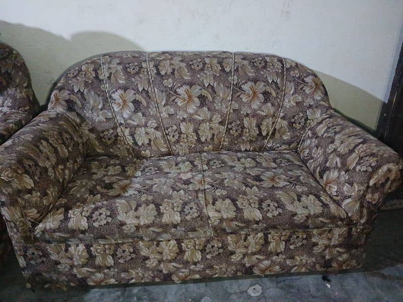 sofa set good condition 1