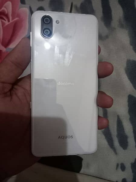 Sharp Aquos R3

Non pta touch issue read ful add 2