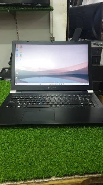 Toshiba i7/8g 5