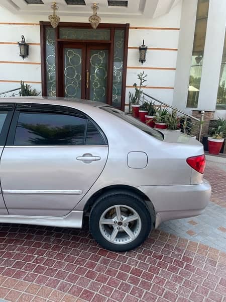 Toyota Corolla 2.0 D Saloon 8