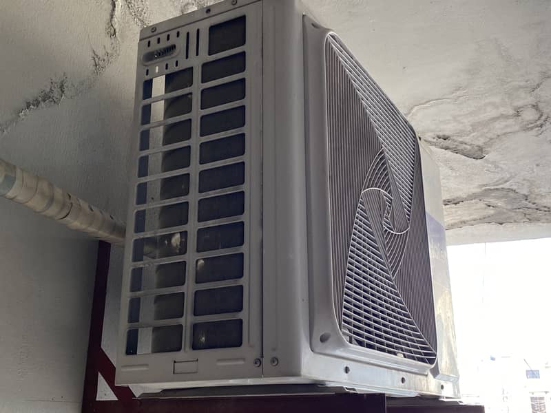 1.5 Ton Haier Split DC Inverter 6