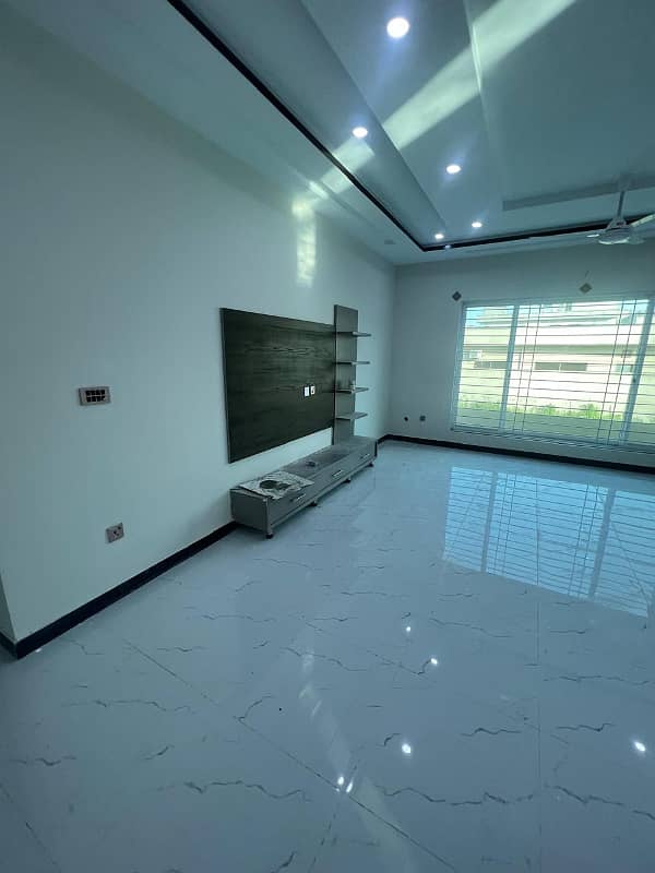 Luxury Brand New Designing Full House for Rent, 7 Marla Independent House for Rent in Federation Housing Society Near To Doctor Town 1