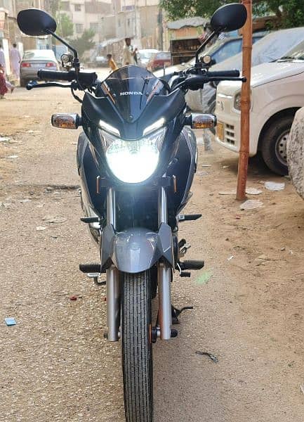 Honda CB 150F 22 model 23 register low Milage bike Urgent Sale 3